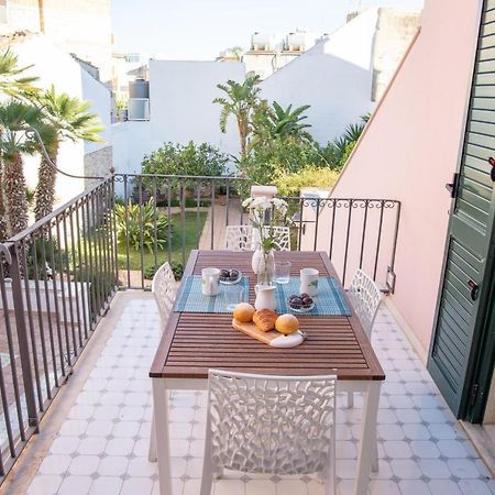Tale Tale Apartment Marina di Ragusa Eksteriør bilde
