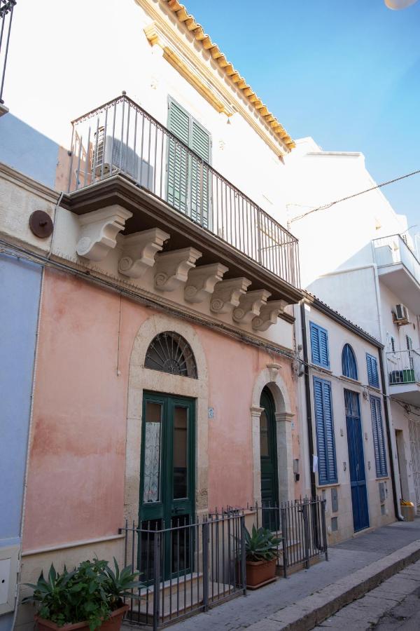 Tale Tale Apartment Marina di Ragusa Eksteriør bilde